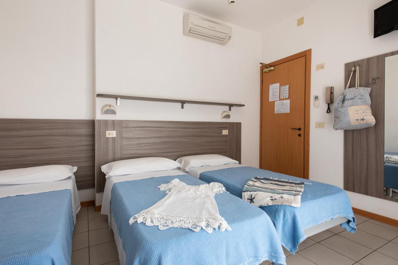 Hotel Consul - Family Hotel Riccione Buitenkant foto
