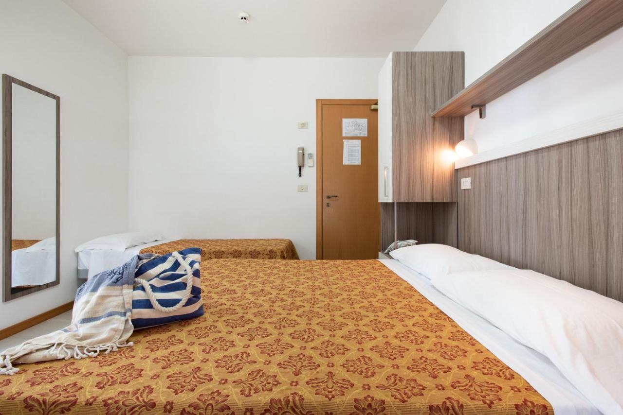 Hotel Consul - Family Hotel Riccione Buitenkant foto