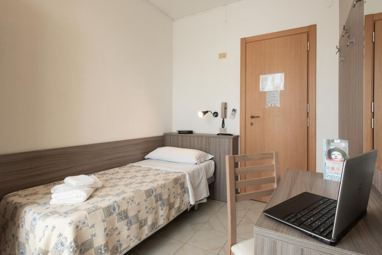 Hotel Consul - Family Hotel Riccione Buitenkant foto