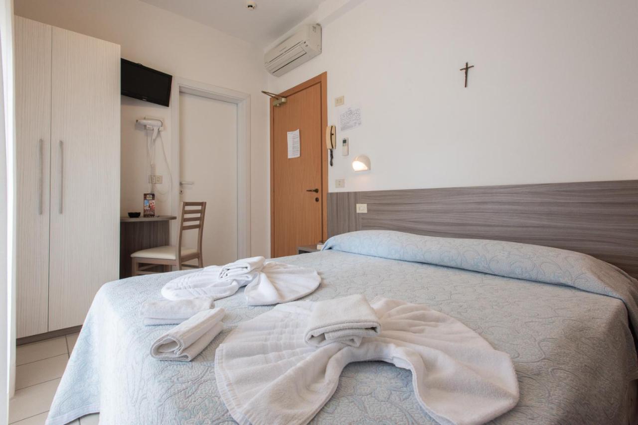 Hotel Consul - Family Hotel Riccione Buitenkant foto