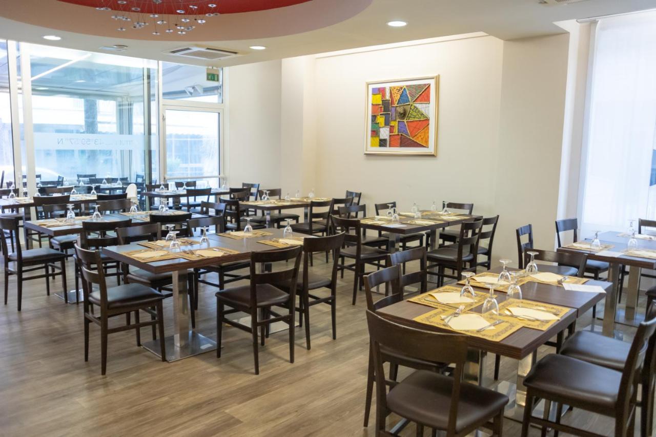 Hotel Consul - Family Hotel Riccione Buitenkant foto