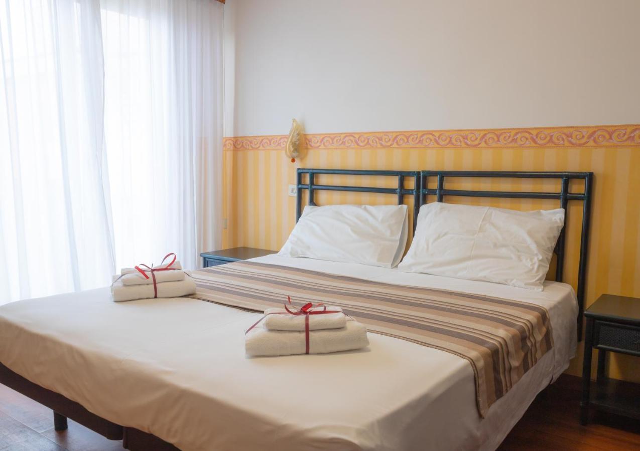 Hotel Consul - Family Hotel Riccione Buitenkant foto