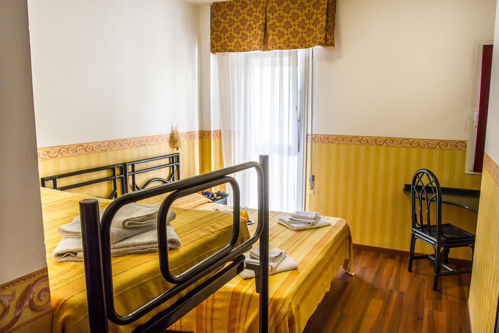 Hotel Consul - Family Hotel Riccione Kamer foto